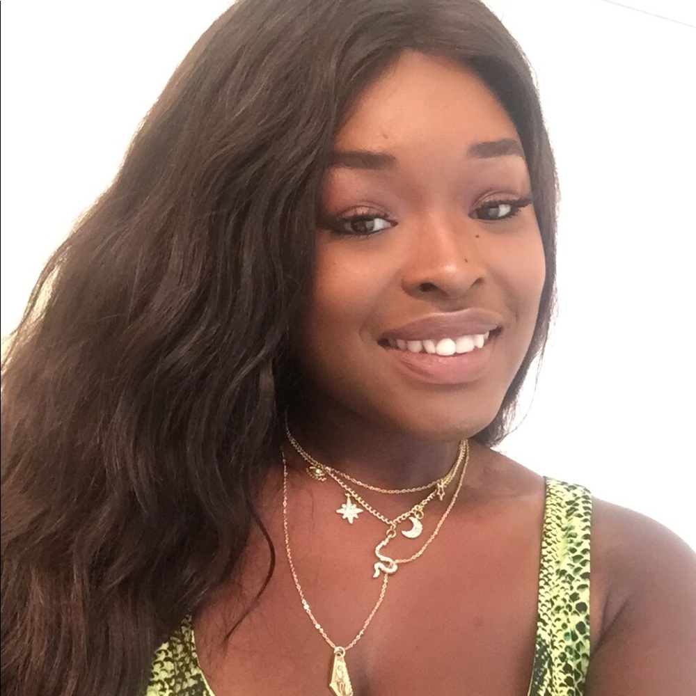 Meet your Posher, Shaquoya